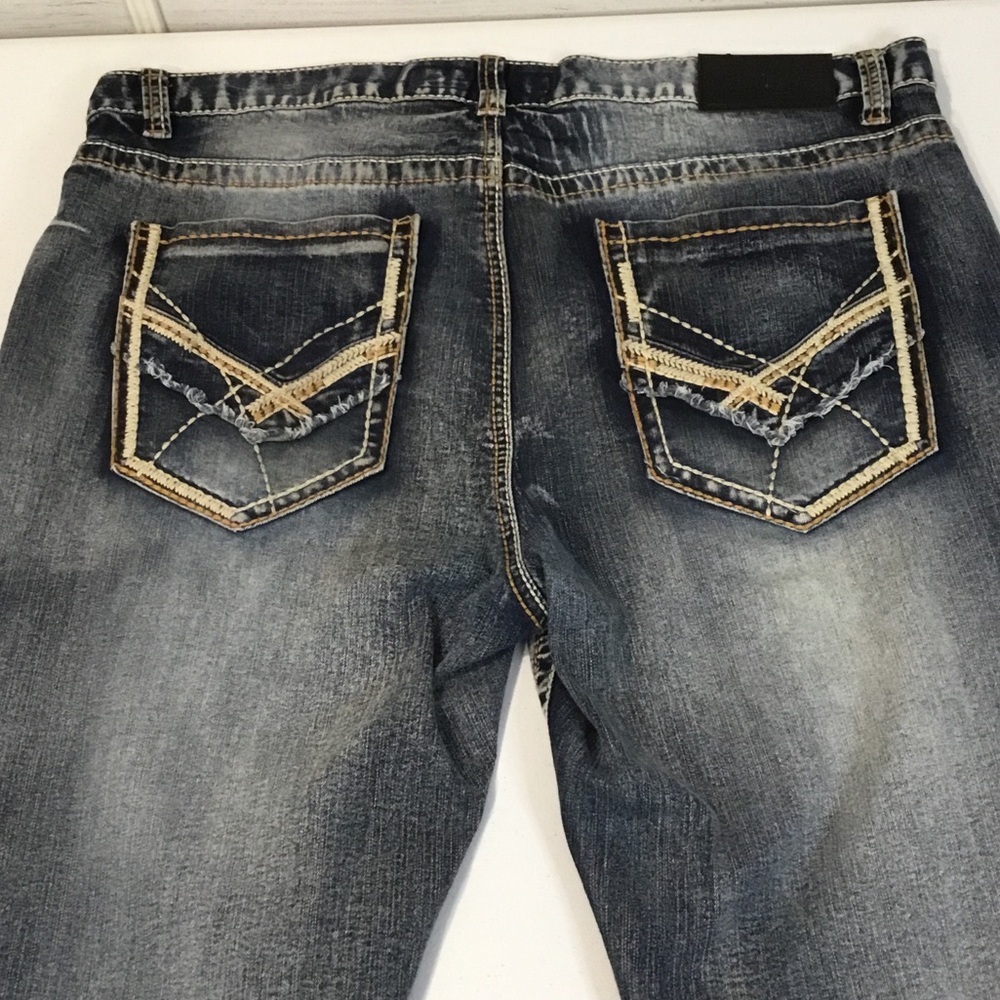 True Luck Jeans - Picture 7 of 10